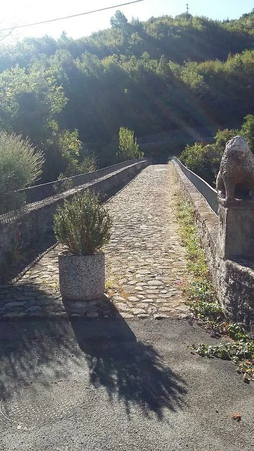 Ponte Dei Leoni Villa Montecreto